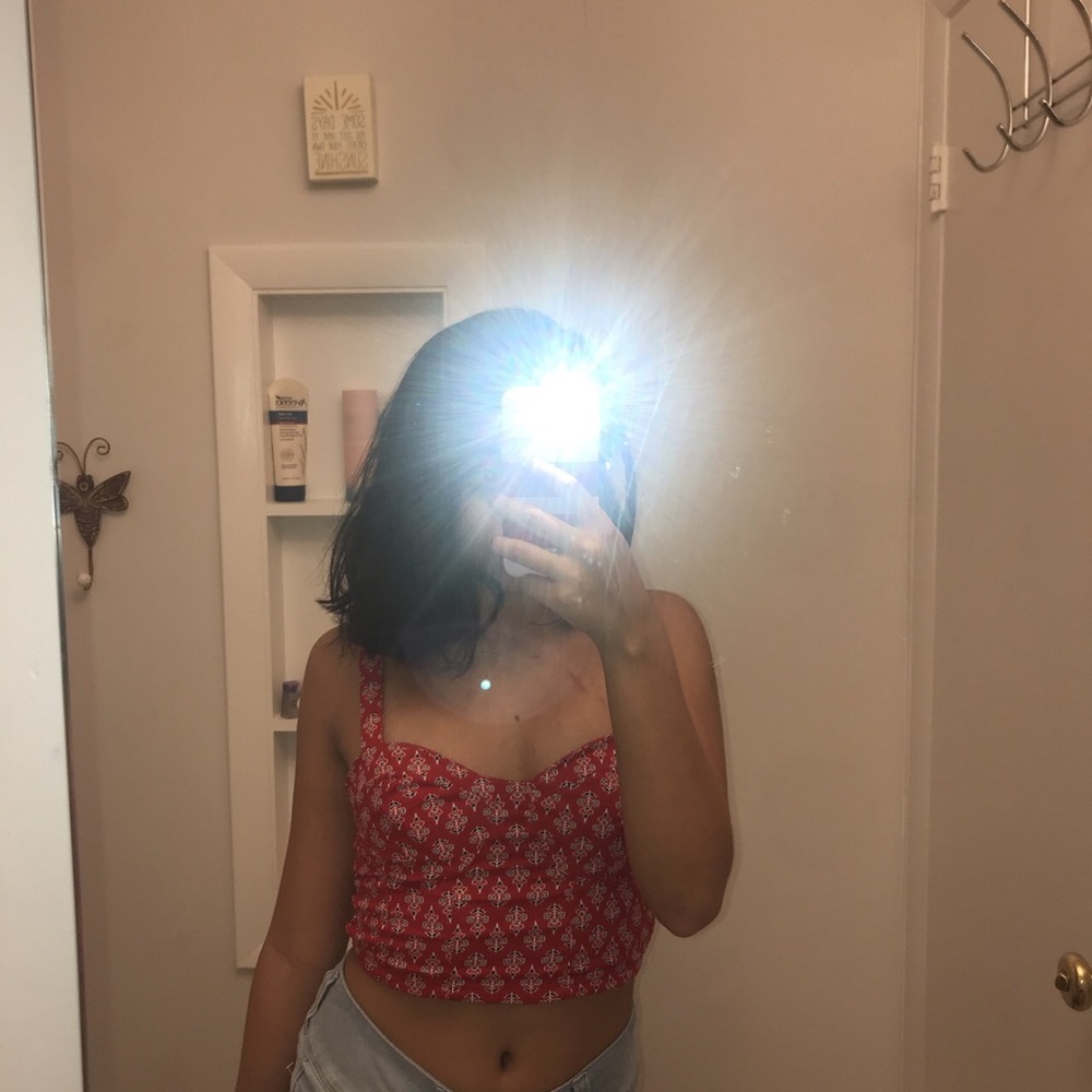 Crop tank top